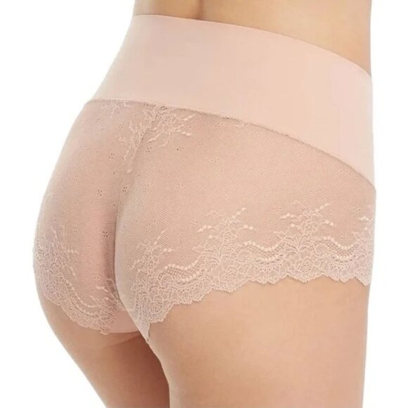 SPANX NWT Women’s Size Medium Soft Nude Undie-tectable® Lace Hi-Hipster Panty - Picture 4 of 8